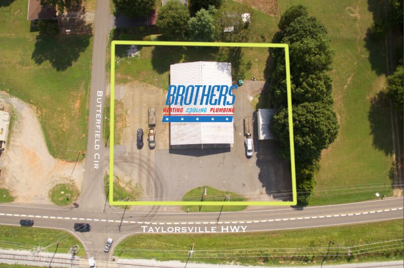 Annotated aerial of 3439 Taylorsville Highway in Statesville, North Carolina, with the supplied property outline.
